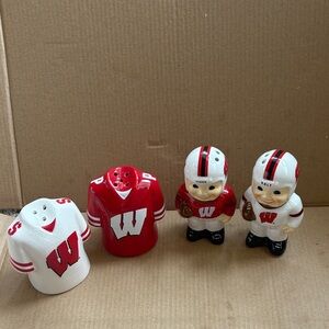 Wisconsin Badgers 2 Lot Bundle  Salt and Pepper Shakers EUC